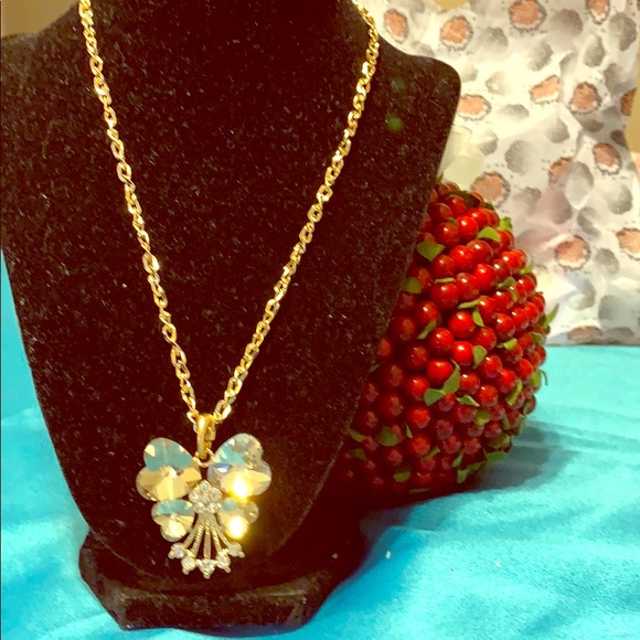 Ka Fei Diang Jewerly Jewelry - 🔥4 hearts and a rose necklace